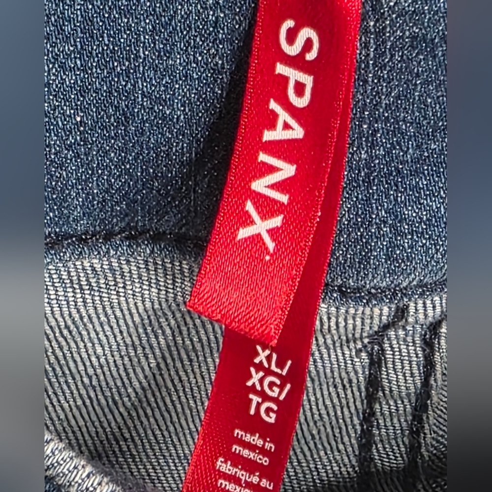 SPANXshape™ Original EveryWearFlare Jeans pull on Size XL = 16 - Picture 6 of 7